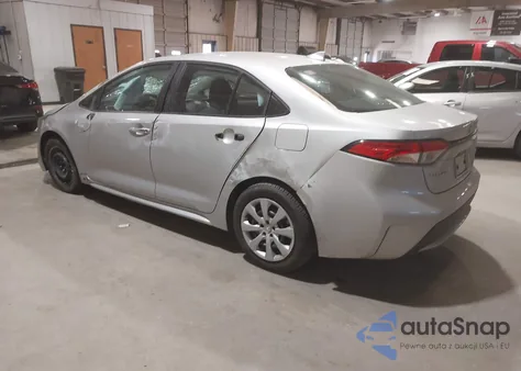 2022 Toyota Corolla Le z USA, uszkodzony, nr VIN 5YFEPMAE9NP283353